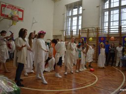 Világjárók farsangja