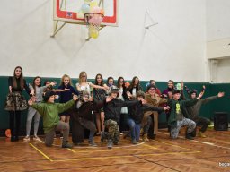 Világjárók farsangja