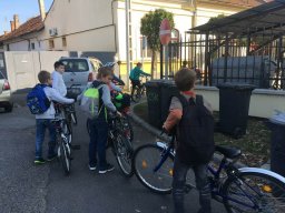 Kerékpártúra a jaminai bányatavakhoz