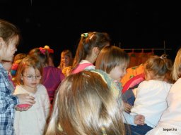 Január a Meserét csoportban