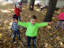 Október a Csodavár csoportban