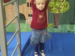 Október a Csodavár csoportban