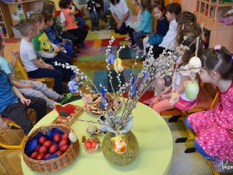 Húsvéti locsolkodás a Zengőerdőben