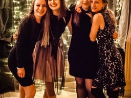 Black and White – BEG PROM