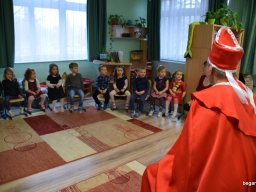 Mikulás az óvodában