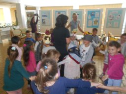 Népmese világnapja