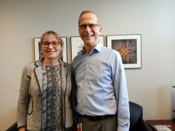 Hamarosan érkezik az új amerikai tanárgyakornok