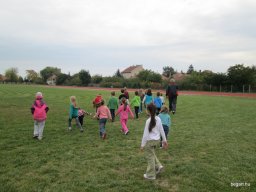 Nagyok az Előre pályán