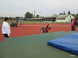 Nagyok az Előre pályán