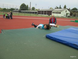 Nagyok az Előre pályán