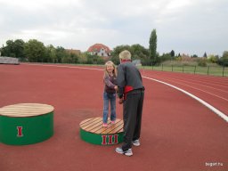 Nagyok az Előre pályán