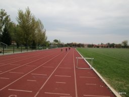 Nagyok az Előre pályán