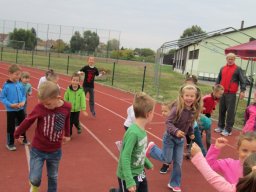 Nagyok az Előre pályán