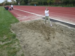 Nagyok az Előre pályán