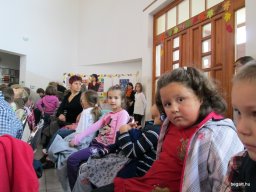 az Óperenciás tengeren túl