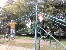 A LIGETI JÁTSZÓTÉREN