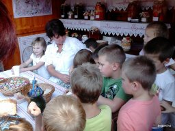 KÖZFOGLALKOZTATOTTAK NAPJÁN