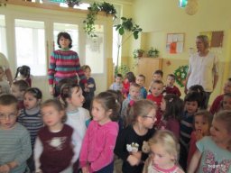 Adventi gyertyagyújtás az óvodában