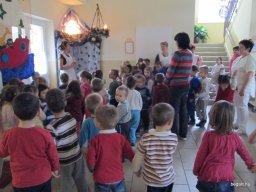 Adventi gyertyagyújtás az óvodában