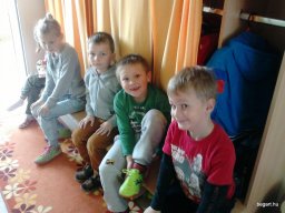 ÉV ELEJI CSOPORT PILLANATOK