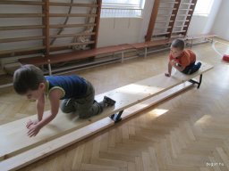 Egy kicsi mozgás a meseréten