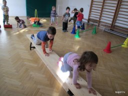 Egy kicsi mozgás a meseréten