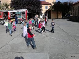 TŰZOLTÓSÁGON A CSODAVÁR