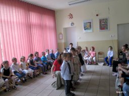 Édesanyák a Zengőerdőben