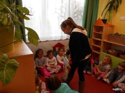 Népmese világnapján