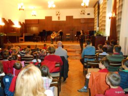 Zeneiskolában jártunk