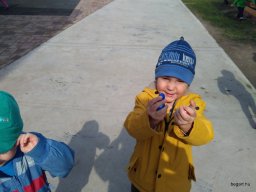 A Csodavár csoportosok a tavasz első sugarait kihasználva sétálni indultak