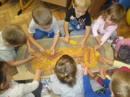 hagyományok zengőerdő